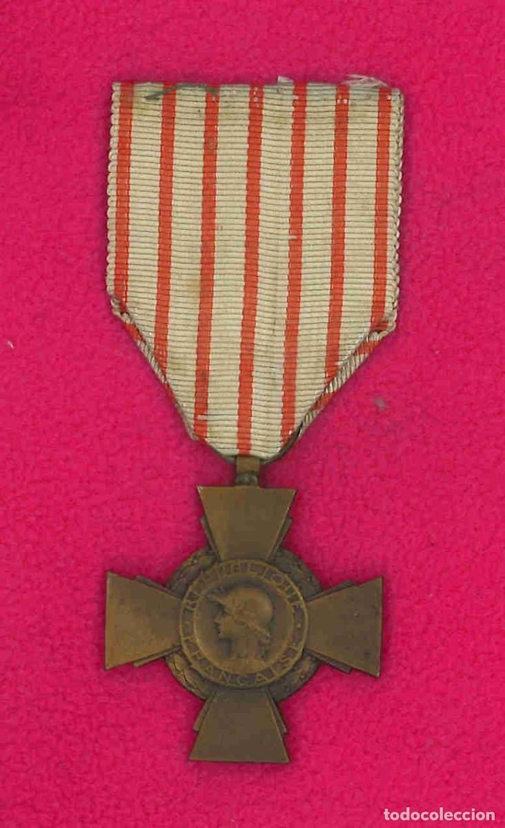 Militaria: Francia. Cruz del combatiente - Foto 1