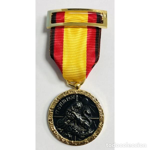 Militaria: Medalla de la Campa&ntilde;a 1936&ndash;1939 &ndash; M&eacute;ritos en Vanguardia &ndash; Espa&ntilde;a