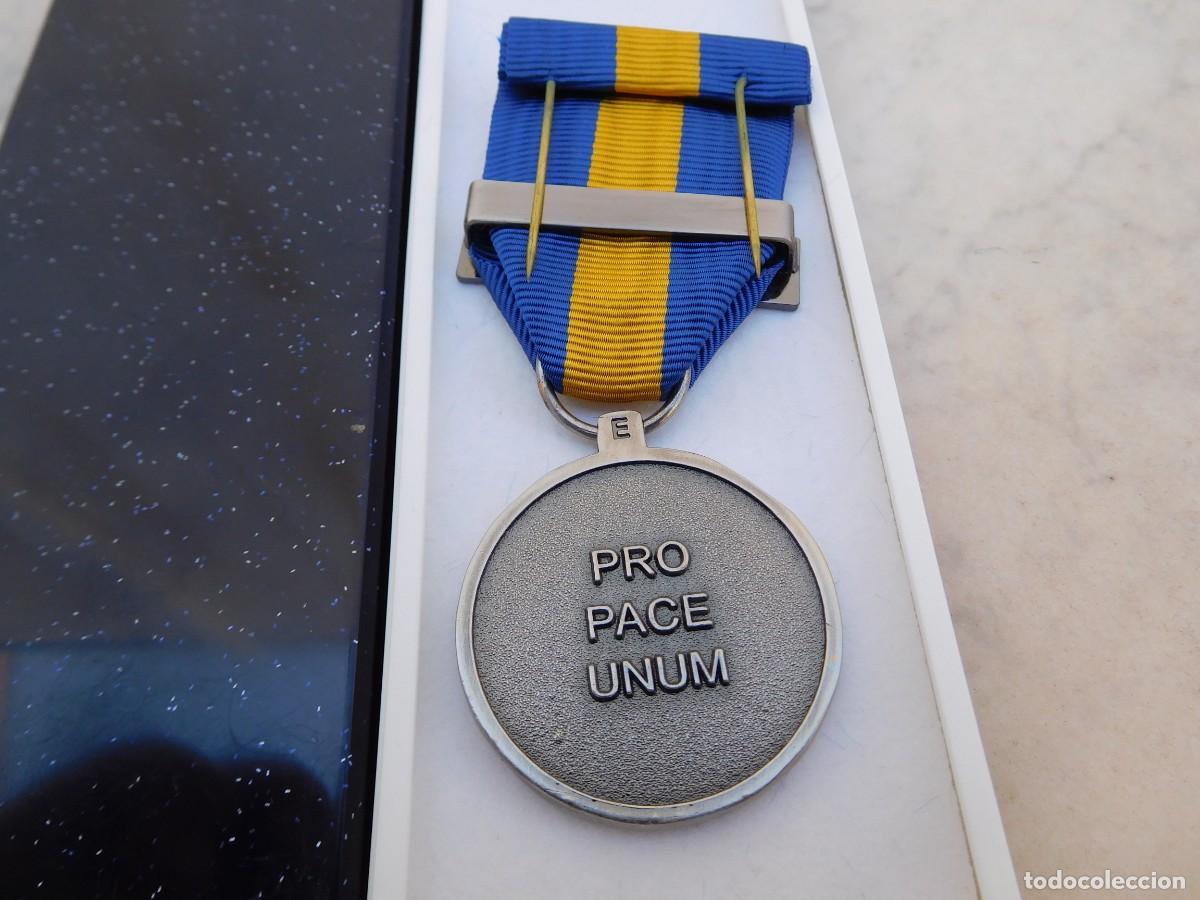 Militaria: Medalla de la U.E. EUFOR RD CONGO Con caja - Foto 5