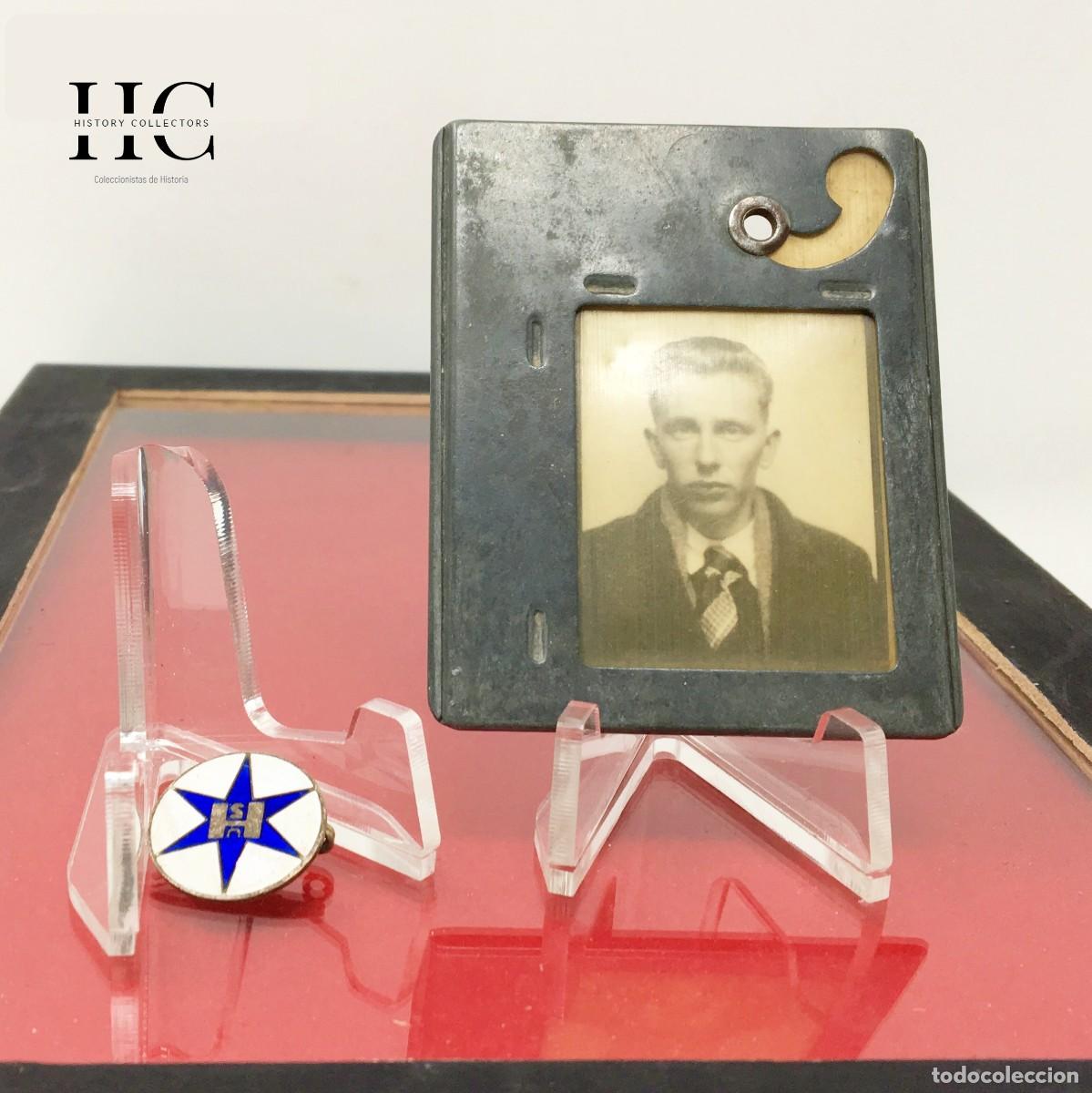 Militaria: Pase de F&aacute;brica Henschel & Sohn 1943 + Pin Oficial Esmaltado &ndash; Tiger I / King Tiger