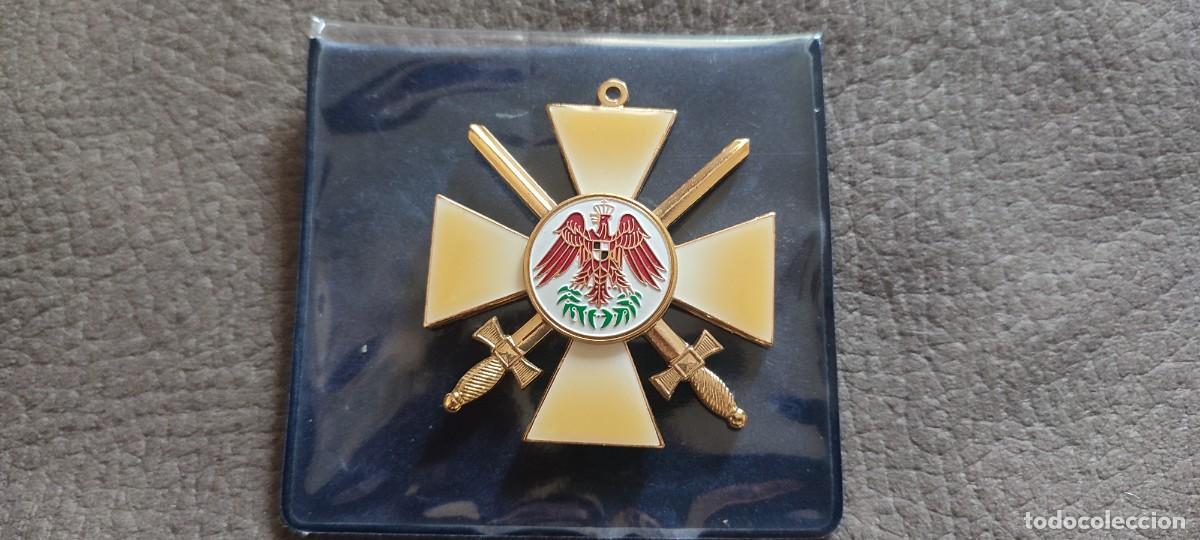 Militaria: Replica Medalla ejercito Alem&aacute;n - Foto 1