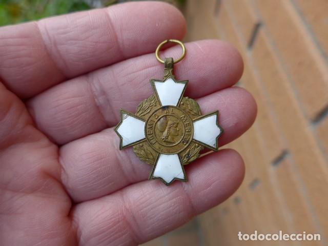 Militaria: ANTIGUA MEDALLA PREMIO AL MERITO EPOCA REPUBLICA ESPA&Ntilde;OLA