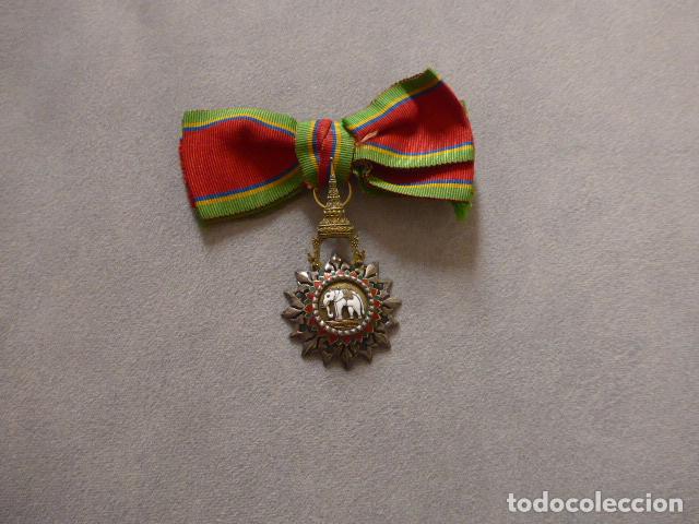 Militaria: Antigua gran medalla de la orden del Elefante Blanco de Thailandia, original, Tailandia.