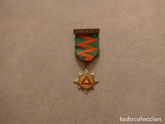 Militaria: Antigua medalla inglesa de 10 a&ntilde;os en servicio, pasador 1940, Gran Breta&ntilde;a. II Guerra Mundial