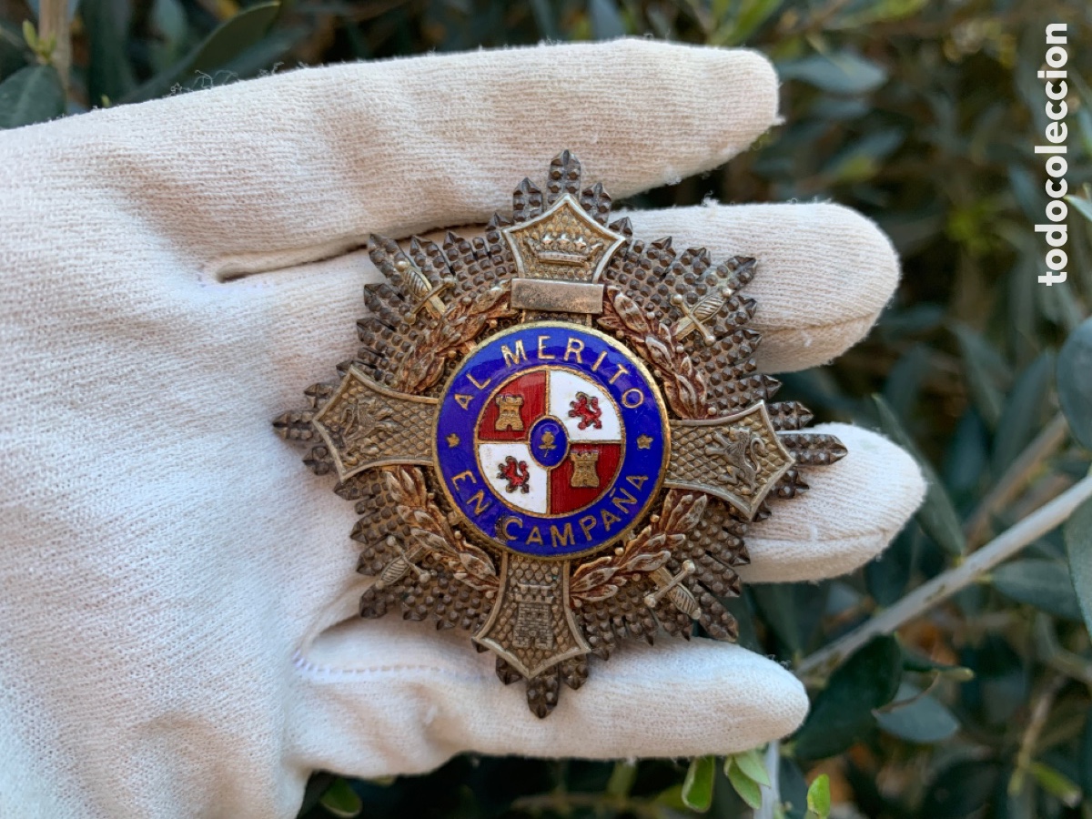 Militaria: MEDALLA PLACA AL MERITO EN CAMPA&Ntilde;A CRUZ DE GUERRA DE CASTELLS LEONES ROJOS