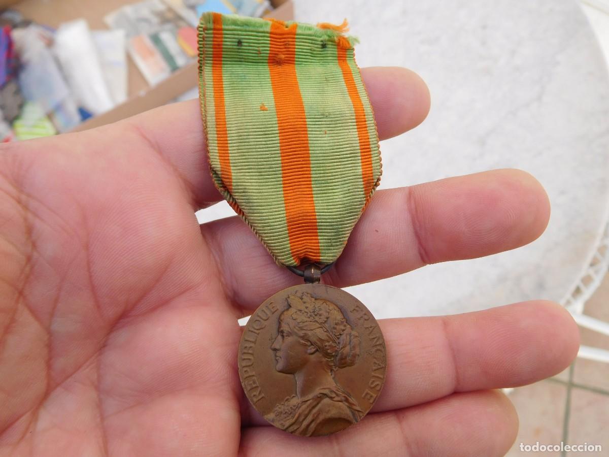 Militaria: Francia. Medalla de los evadidos - Foto 2