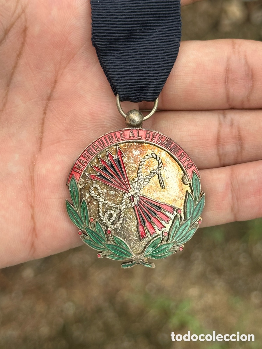 Militaria: MEDALLA DE LA CONSTANCIA FRENTE DE JUVENTUDES DE LA FALANGE