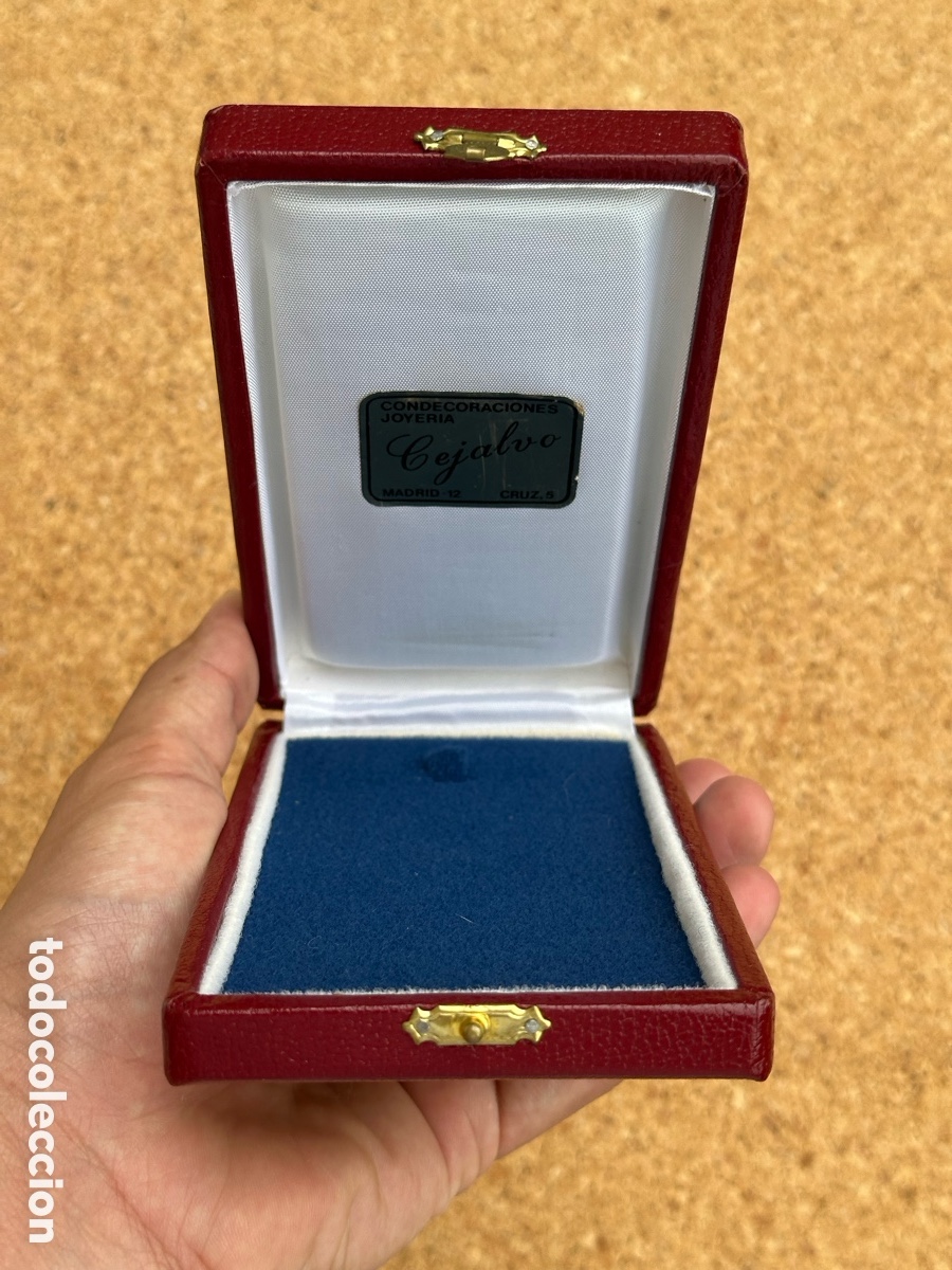 Military Antiques: ESTUCHE DE CONDECORACION - MEDALLA DE CEJALVO