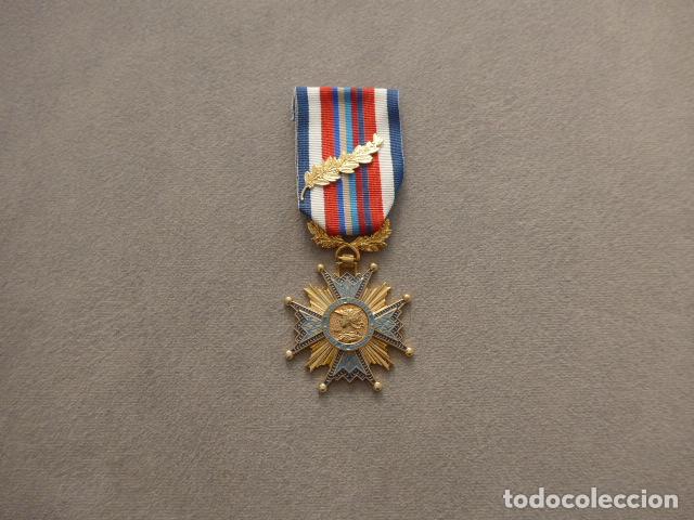 Militaria: Antigua medalla francesa Gran Cruz de honor a los servicios civicos y humanitarios, original Francia