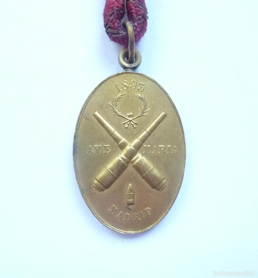 Militaria: Espa&ntilde;a: Medalla de los artilleros a Santa B&aacute;rbara, patrona del arma de Artiller&iacute;a - 1893
