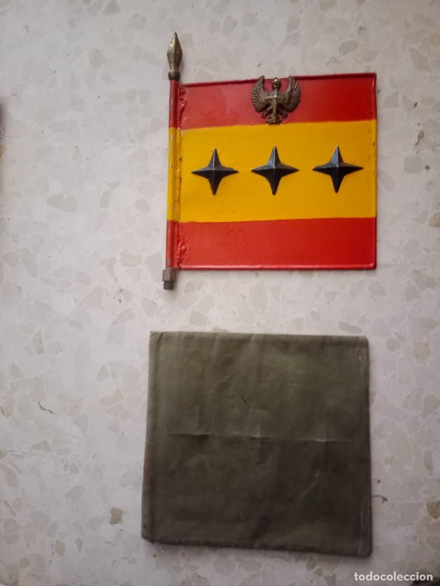 Militaria: ANTIGUA BANDERA DE CHAPA VEHICULO MILITAR PLANA MAYOR EJERCITO ESPA&Ntilde;OL DE TIERRA - TENIENTE GENERAL