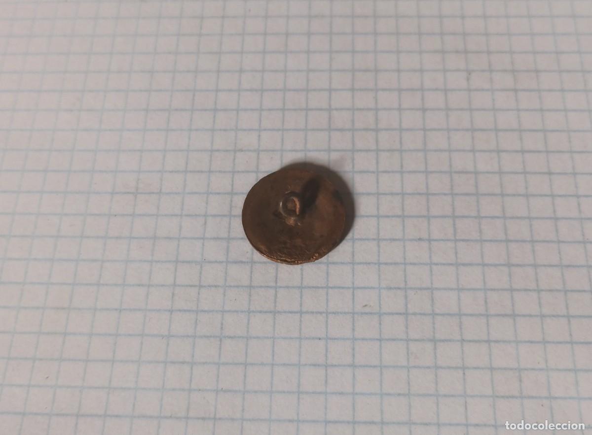 Militaria: Tap&oacute;n de medalla - Foto 2