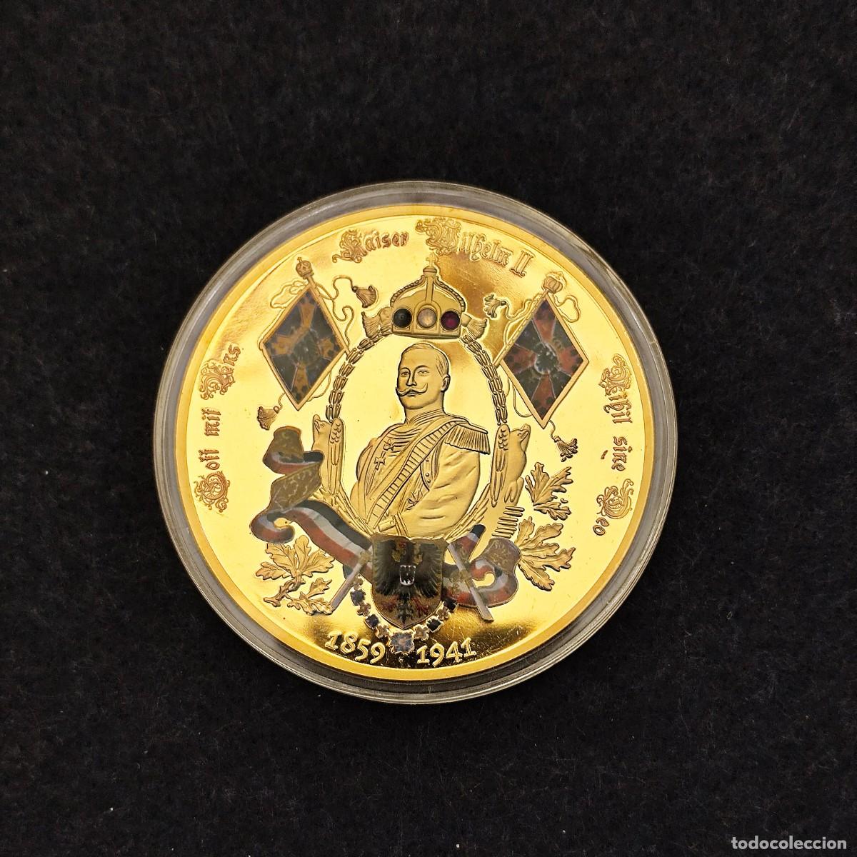 Militaria: MEDALLA KAISER GUILLERMO II 1859-1941.COBRE CON BA&Ntilde;O DE ORO-SWAROSVKI. MED. 65 MM
