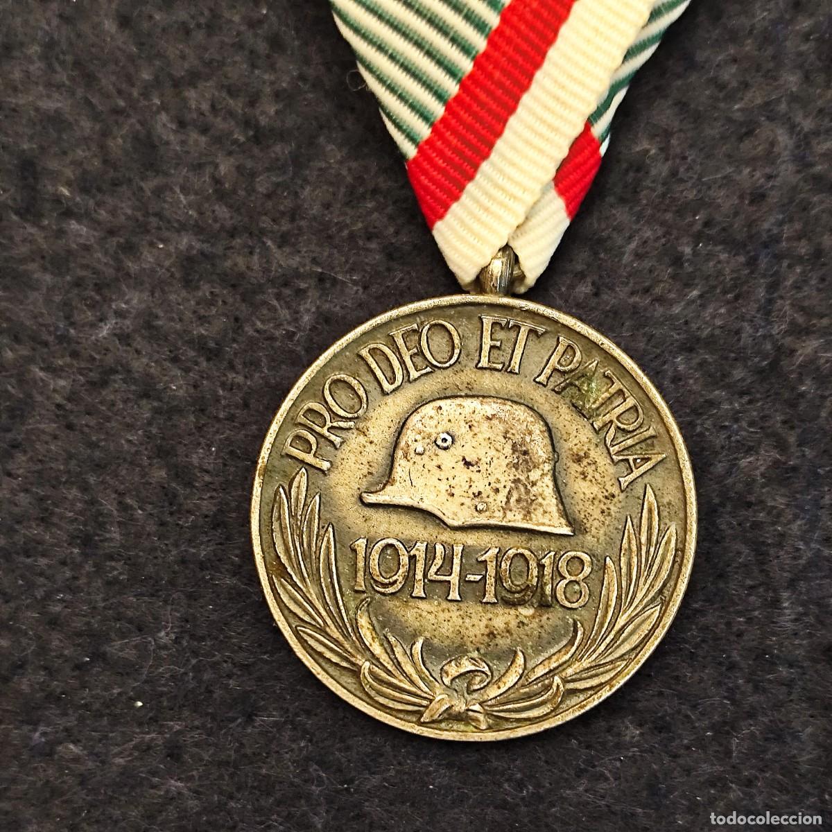 Militaria: MEDALLA PRO DEO ET PATRIA. CAMPA&Ntilde;A 1&ordf; GUERRA MUNDIAL. HUNGRIA. A&Ntilde;OS 1914-18