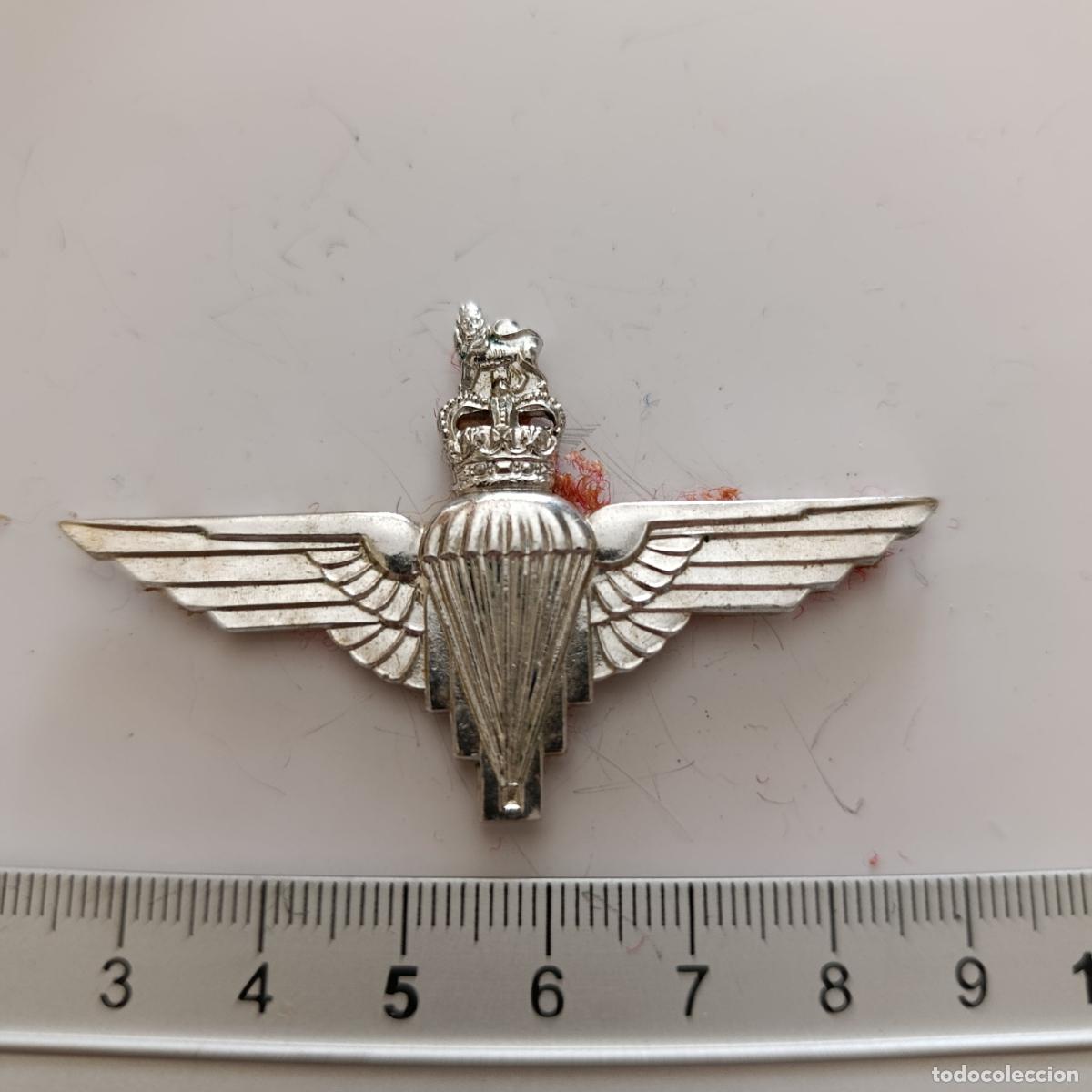 Militaria: INSIGNIA MILITAR. EMBLEMA DE BOINA REGIMIENTO PARAIDISTA BRITANICO