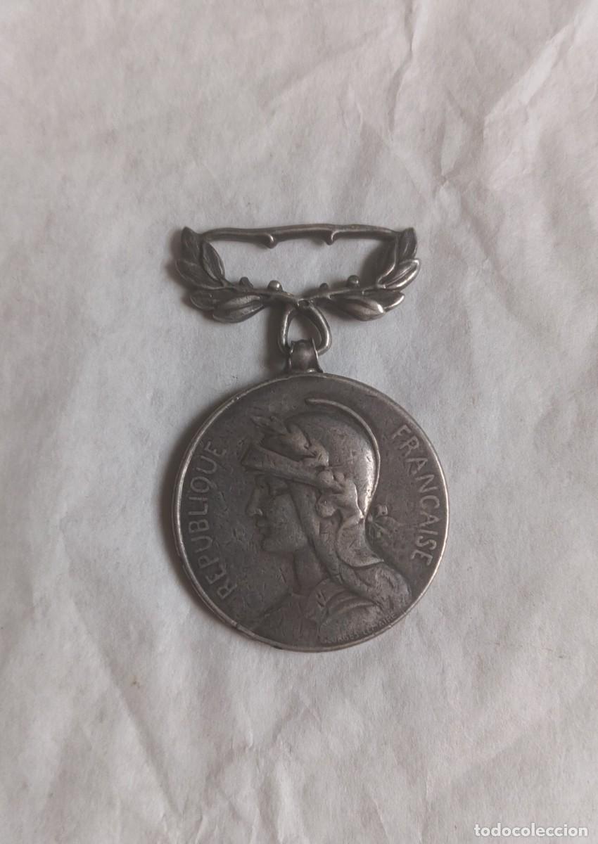 Militaria: Medalla colonial.