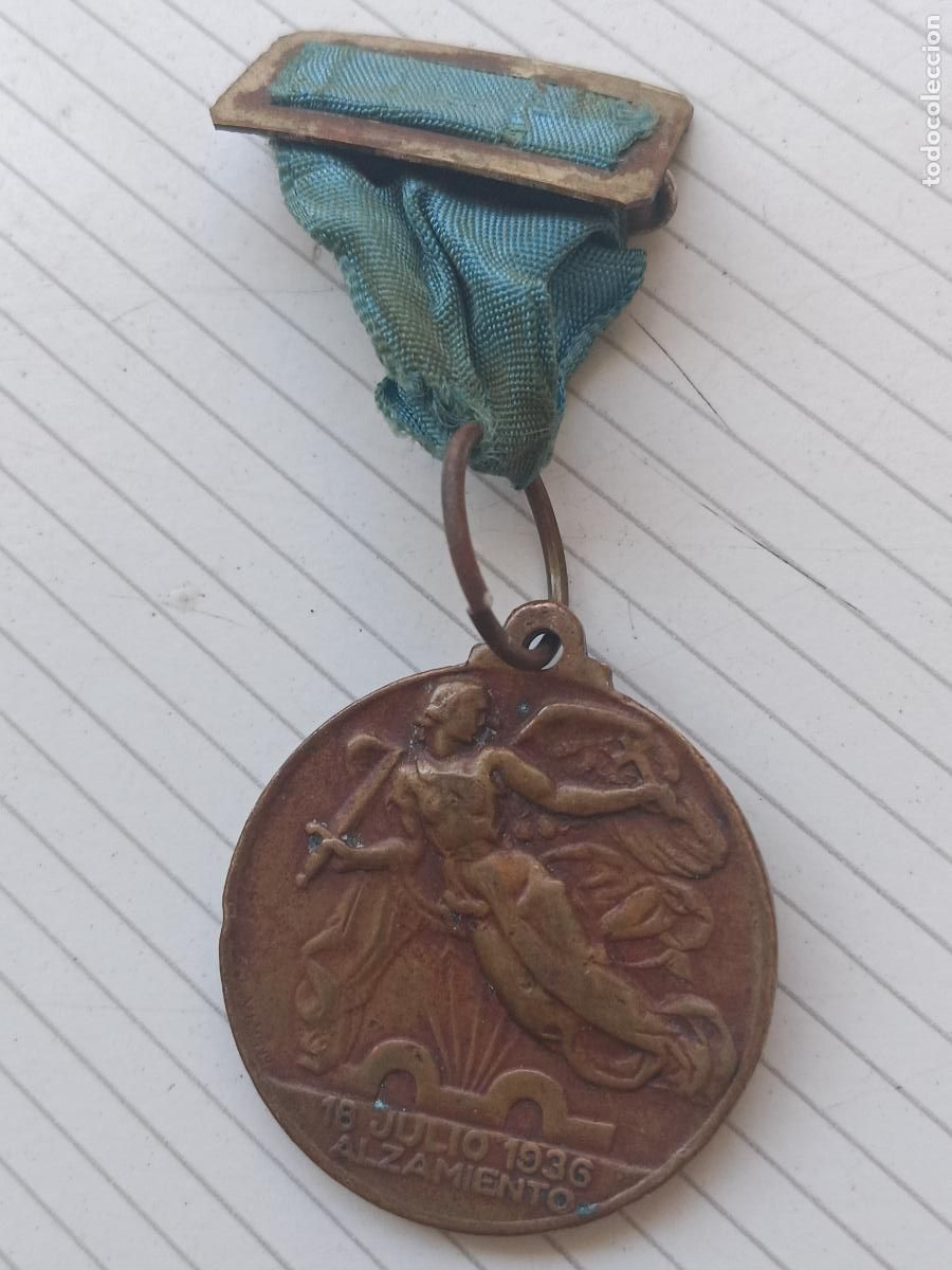 Militaria: Medalla de la guerra civil espa&ntilde;ola