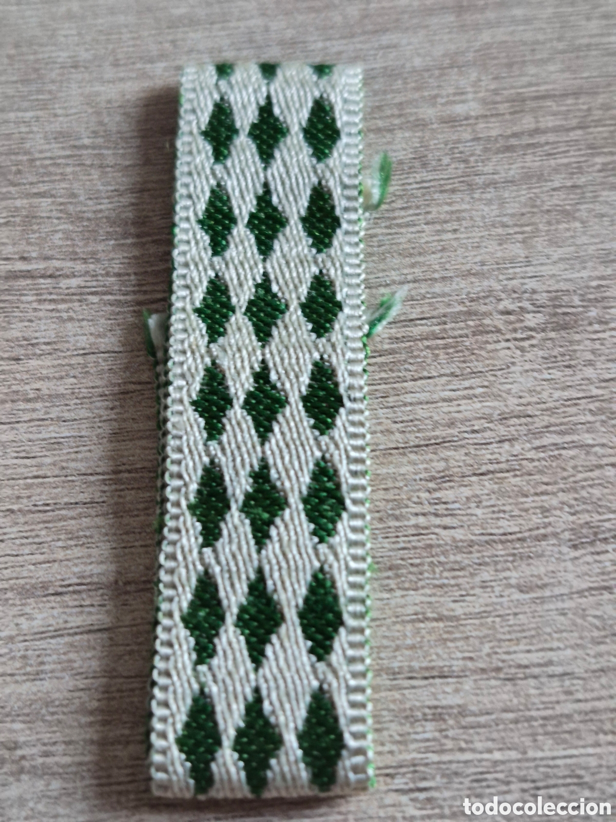 Militaria: Cinta Medalla Alburquerque Tercer Ej&eacute;rcito Extremadura - Guerra de la Independencia - 1,6 x 10 cm.