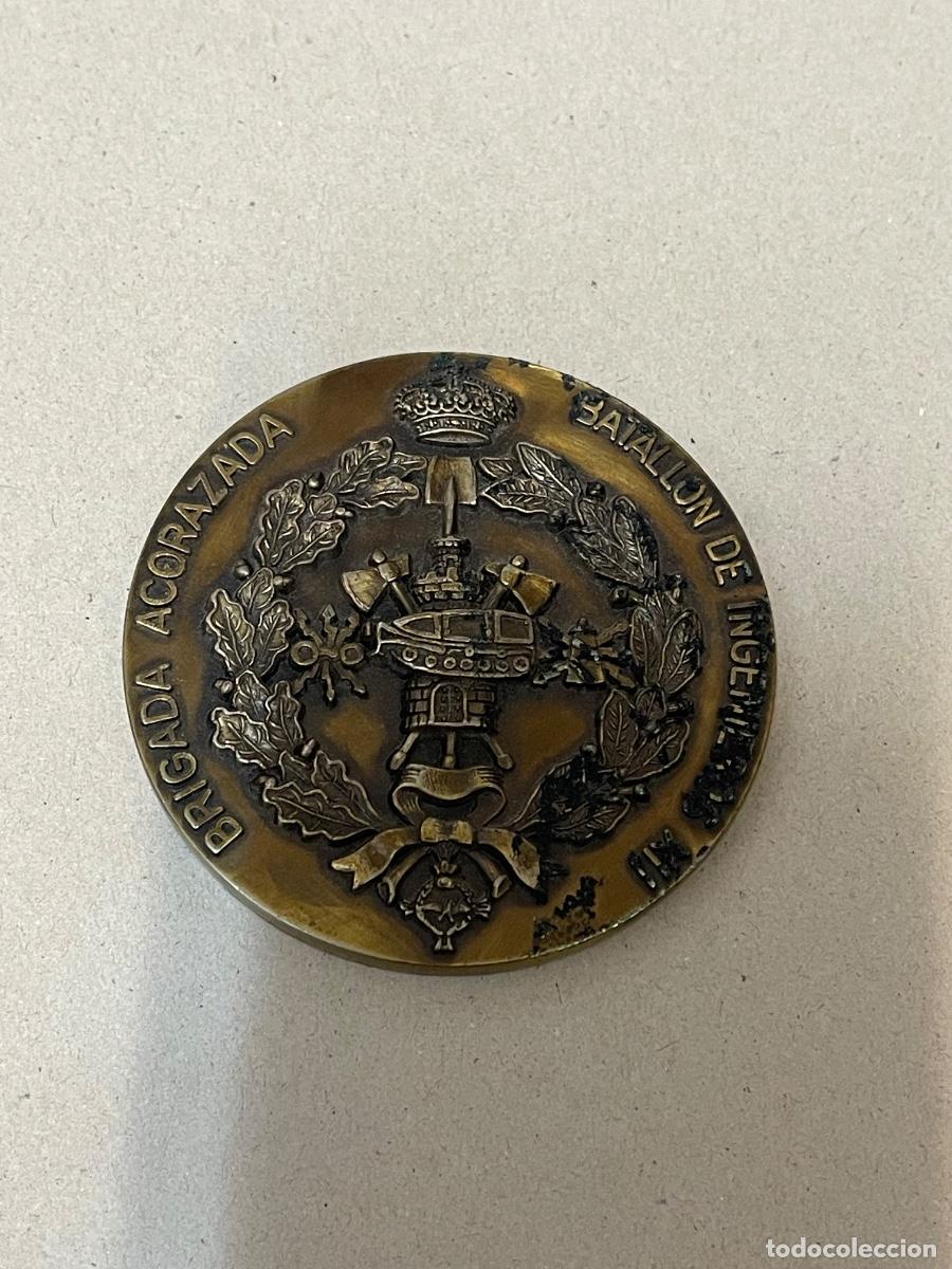 Militaria: Medallon Brigada Acorazada. Batall&oacute;n de Ingenieros XII.