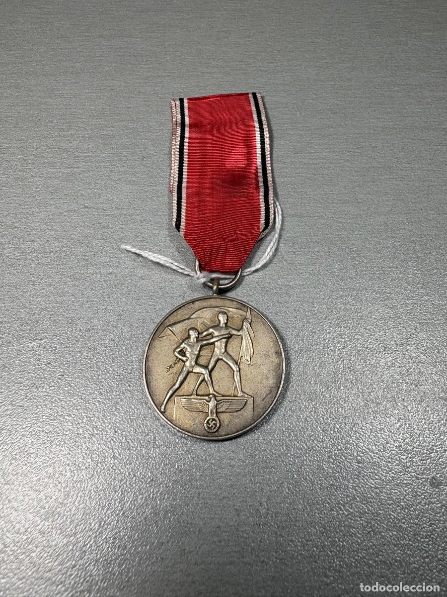 Militaria: Medalla alemana tercer Reich.Anexion de Austria .Original