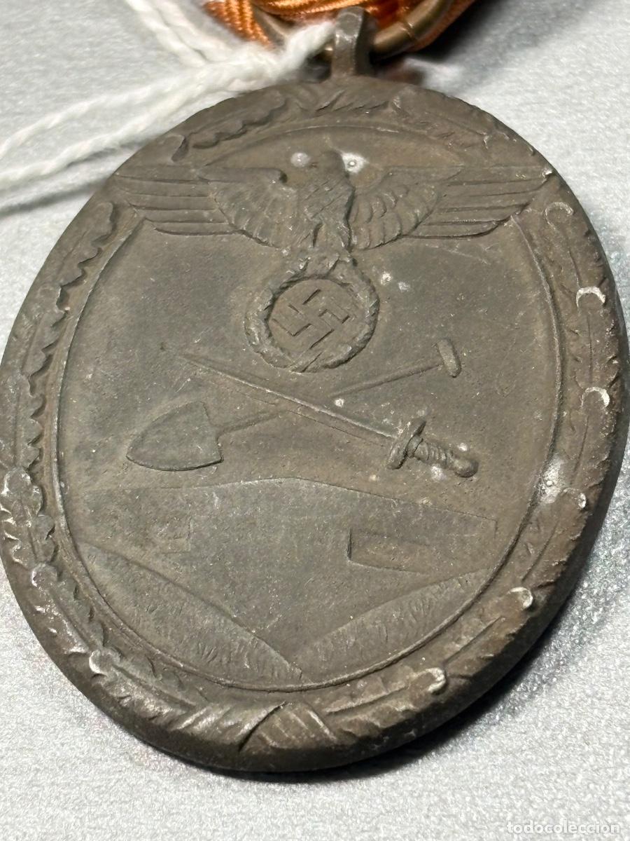 Militaria: Medalla alemana tercer Reich defensa muro del Atl&aacute;ntico