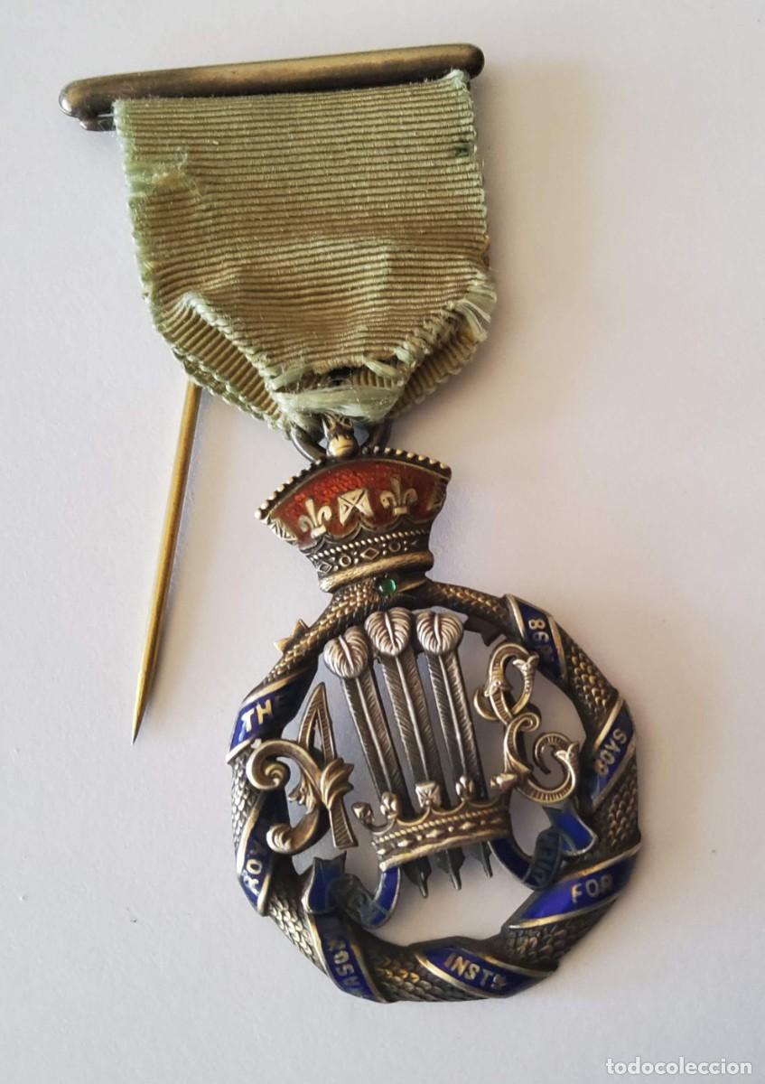 Militaria: MEDALLA MASONICA PLATA.REAL INSTITUTO MAS&Oacute;NICO PARA CHICOS de INGLATERRA DE 1898.