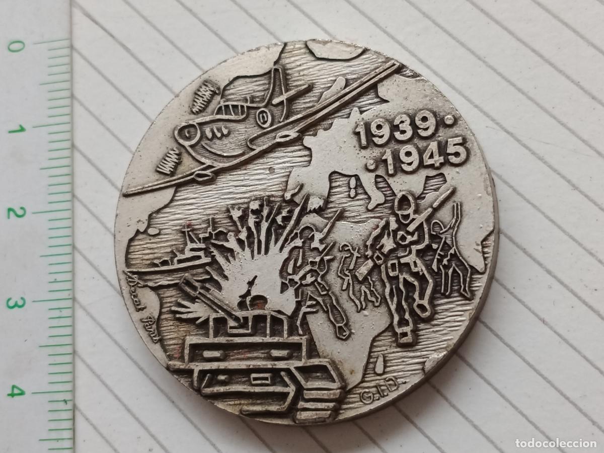 Militaria: Francia. Medalla conmemorativa de la II Guerra Mundial