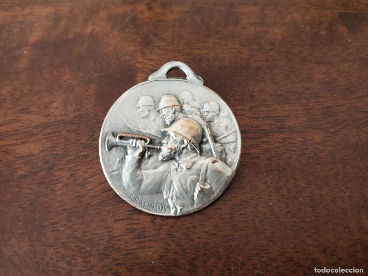 Militaria: Francia. Medalla conmemorativa Primera Guerra.