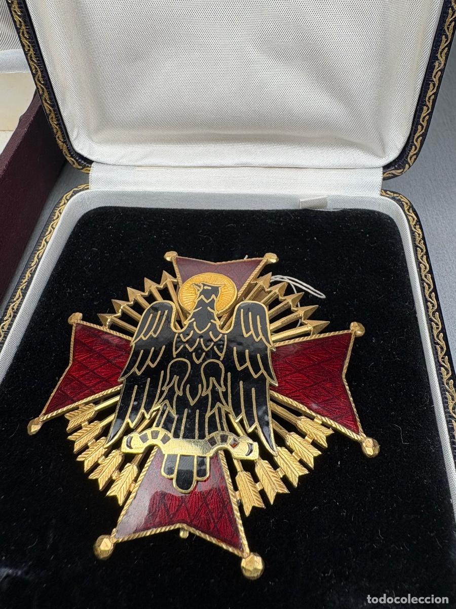 Military Antiques: Gran placa orden de Cisneros en plata dorada