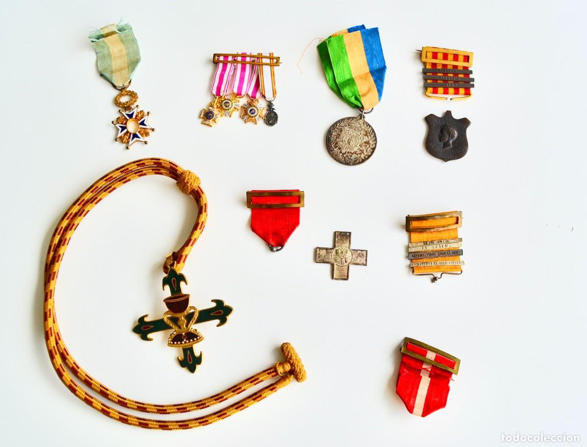 Militaria: Atractivo lote. Medallas, condecoraciones y pasadores. Alfonso XIII, Filipinas, Previsores Porvenir.