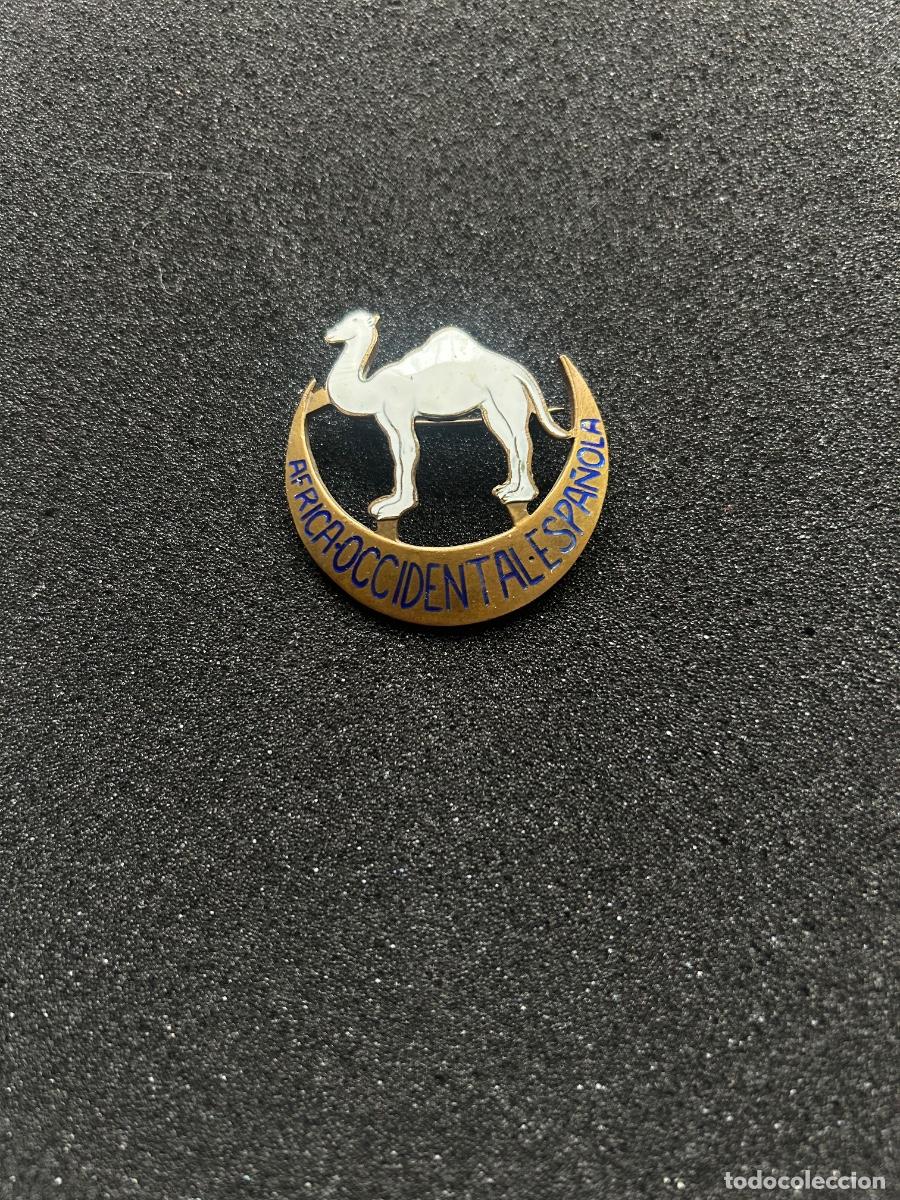 Militaria: Emblema antiguo &Aacute;frica Occidental Espa&ntilde;ola (AOE).