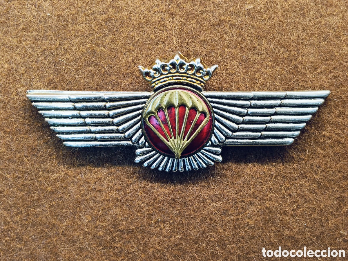 Militaria: Emblema rokiski paracaidista a&ntilde;os 50-60