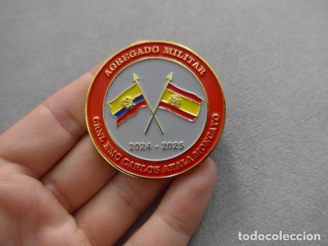 Militaria: Medalla original de Agregado militar de Ecuador en Espa&ntilde;a, embajada espa&ntilde;ola, CESEDEN.