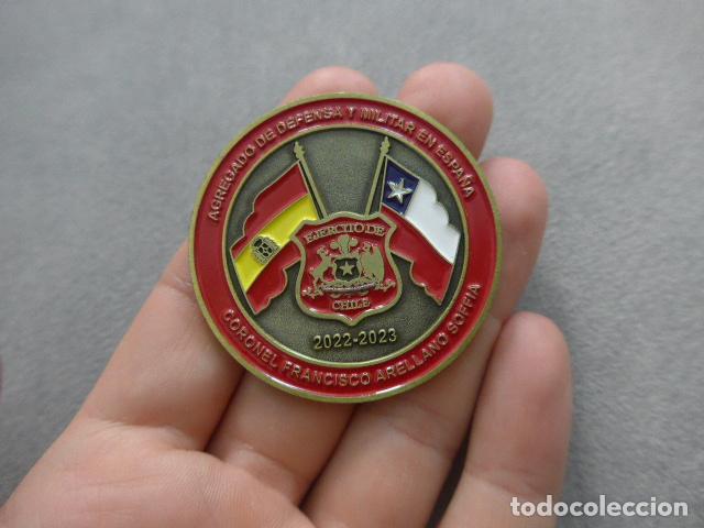 Militaria: Medalla original de Agregaduria militar de Chile en Espa&ntilde;a, embajada espa&ntilde;ola, CESEDEN.