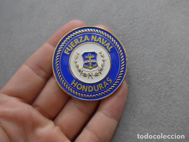Militaria: Medalla original de la Fuerza naval de Honduras, CESEDEN.