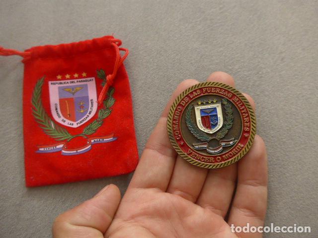Militaria: Medalla original de Agregaduria militar de Paraguay en Espa&ntilde;a, embajada espa&ntilde;ola, CESEDEN.