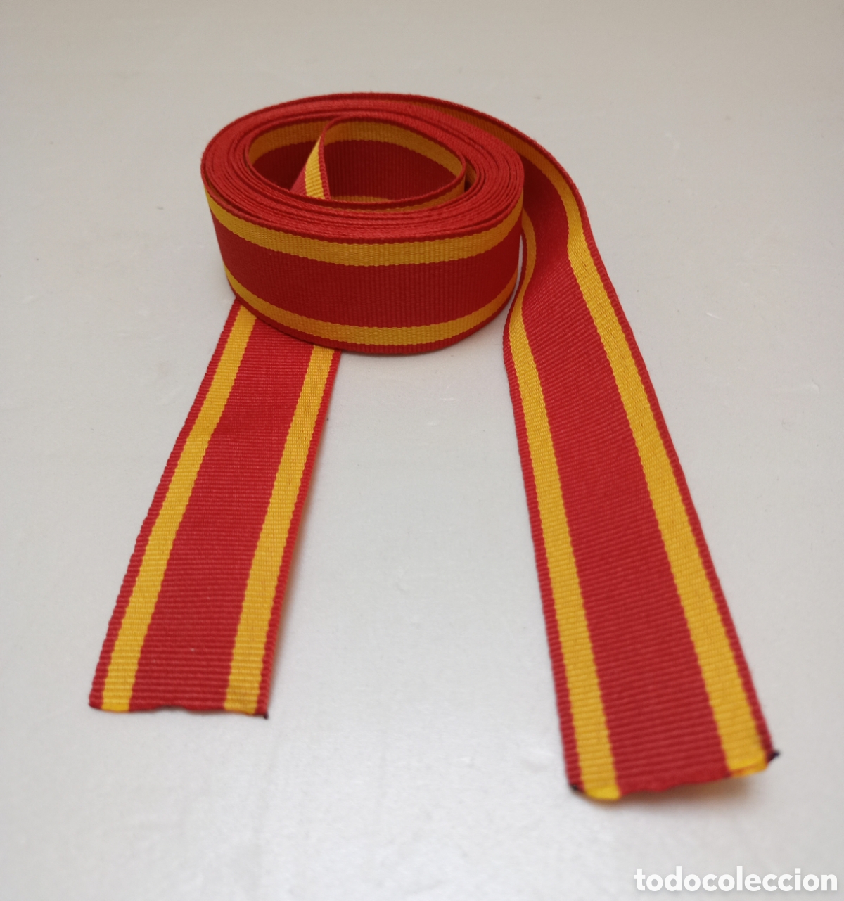Militaria: Cinta medalla LAUREADA DE SAN FERNANDO - 15 cm
