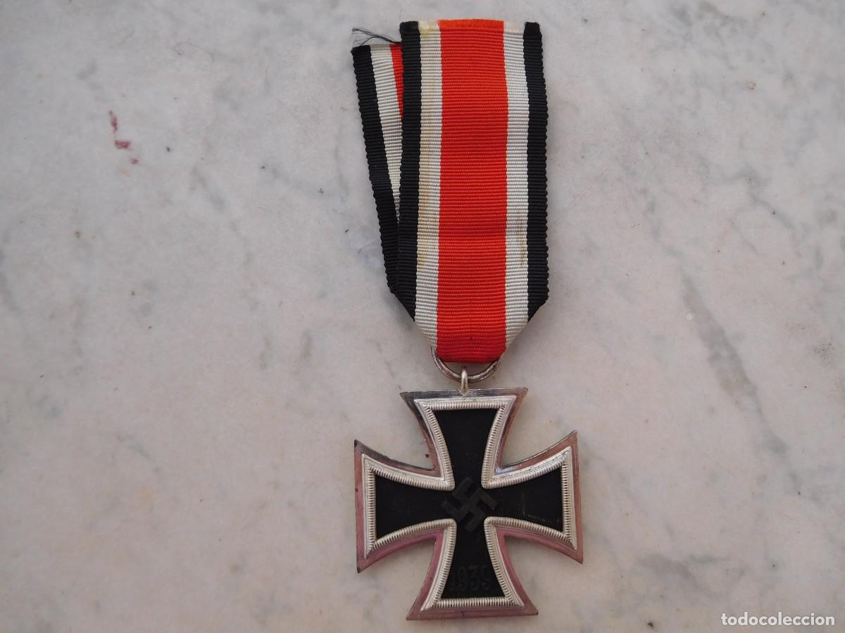 Militaria: Alemania III Reich. Cruz de hierro de segunda clase marcada 3 en la anilla