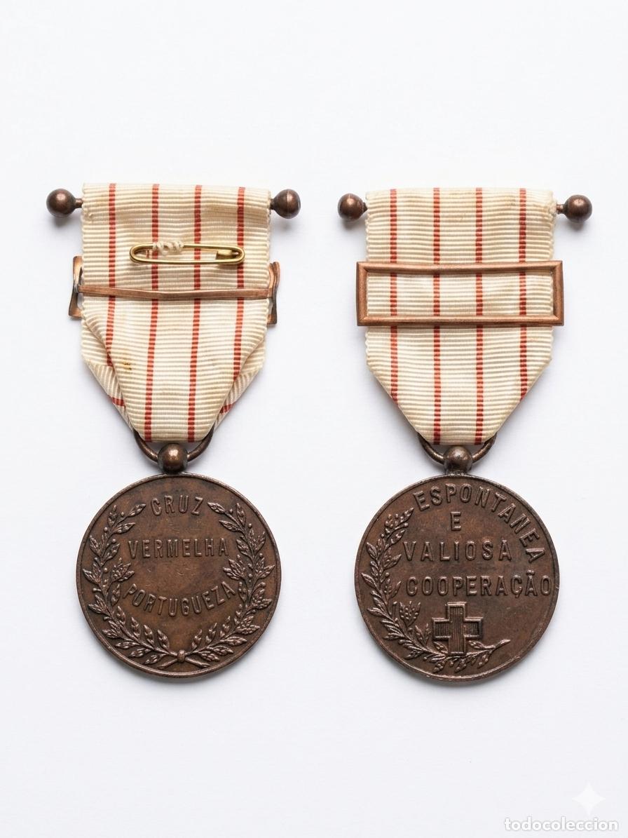 Militaria: Medalla Cruz Roja Portugal antigua