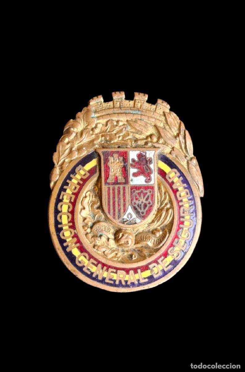 Militaria: (MI-260512)PLACA DIRECCION GENERAL DE SEGURIDAD - REPUBLICA Y GUERRA CIVIL