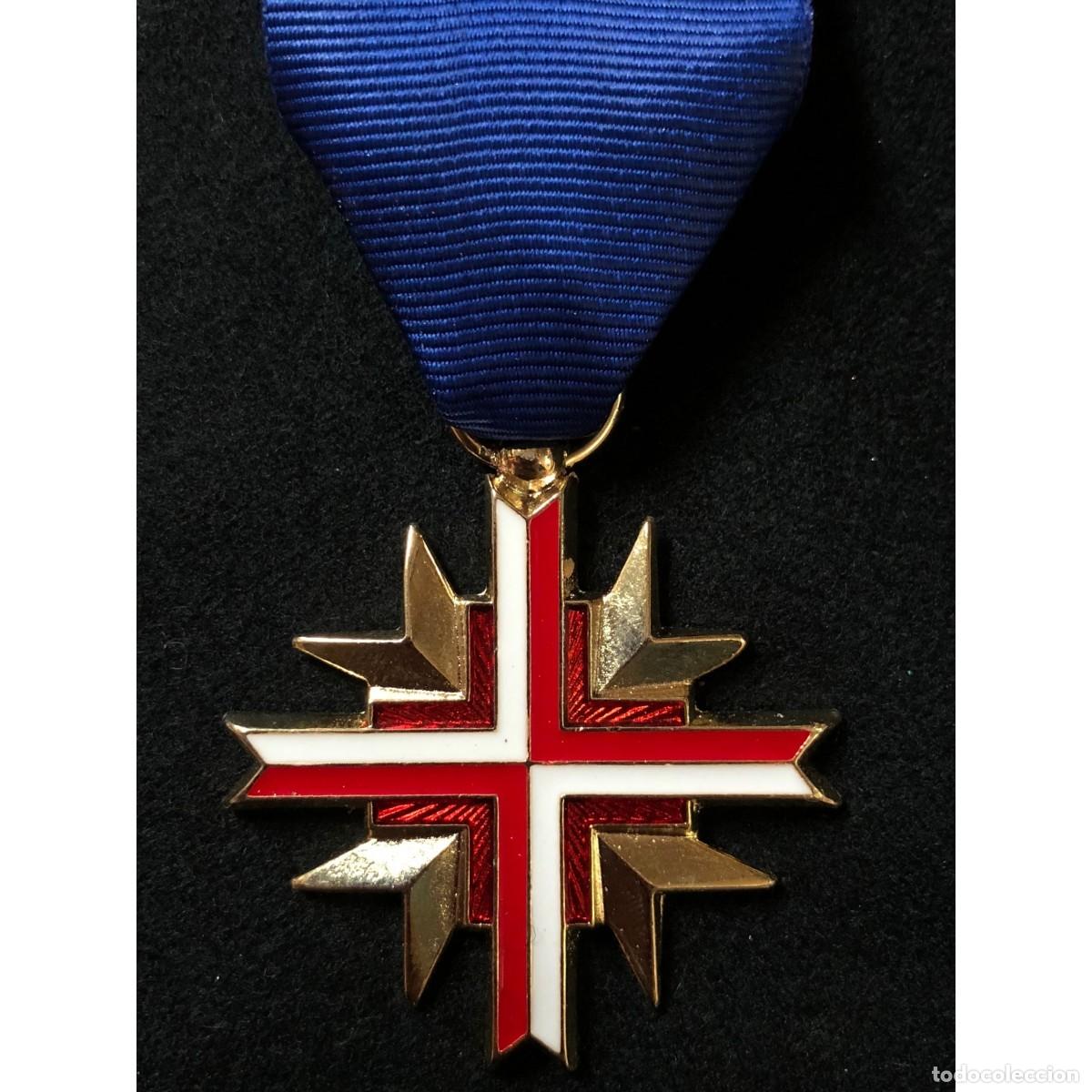Militaria: R&eacute;plica Medalla Excombatiente Europeo &ndash; Cruz Esmaltada
