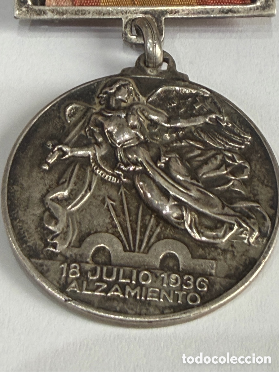 Militaria: Medalla de Plata - 18 de Julio 1936 Alzamiento