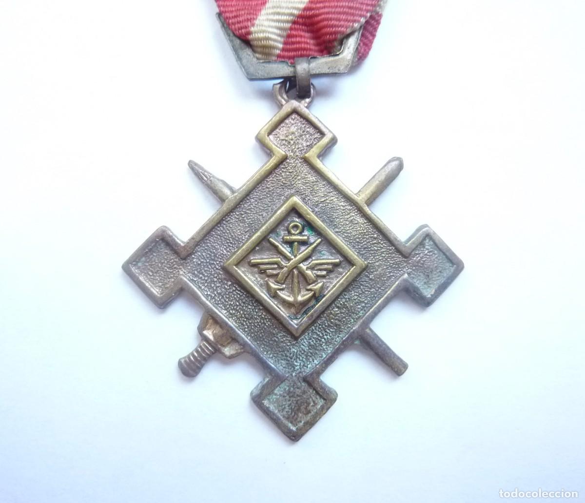 Militaria: Vietnam del Sur - Medalla de Staff Service - M&eacute;rito al servicio en el Estado Mayor