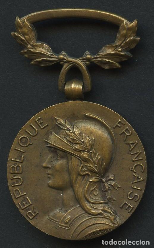 Militaria: FRANCIA, MEDALLA CONMEMORATIVA DE BRONCE &Aacute;FRICA DEL NORTE, 1956, 1958