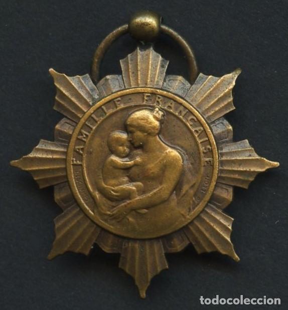 Militaria: FRANCIA, MEDALLA BRONCE, MINISTERIO DE SALUD P&Uacute;BLICA, FAMILIA FRANCESA, 1860, 1928