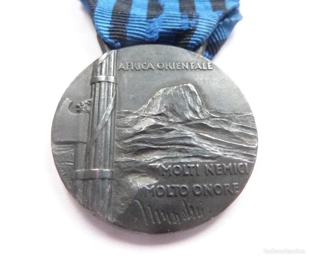 Militaria: Italia: Medalla campa&ntilde;a &Aacute;frica Oriental (Etiop&iacute;a) con gladio (combatiente) 1935 / 1936 - Mussolini