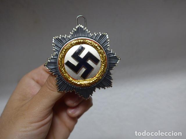 Militaria: Antigua medalla alemana Cruz de Alemania, replica vieja, II Guerra mundial