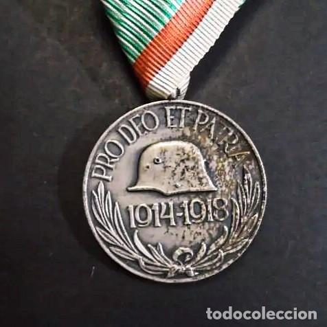 Militaria: MEDALLA PRO DEO ET PATRIA. CAMPA&Ntilde;A 1&ordf; GUERRA MUNDIAL. HUNGRIA. A&Ntilde;OS 1914-18. M.B.C.