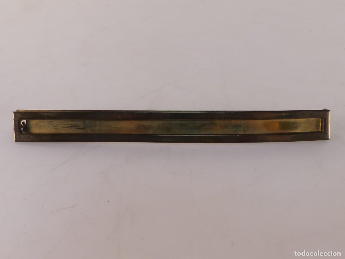 Military Antiques: TIRA PASADOR MEDALLAS DE DIARIO