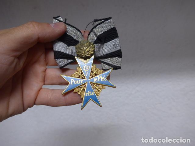 Militaria: Antigua medalla alemana Pour le merite, reproduccion de calidad.